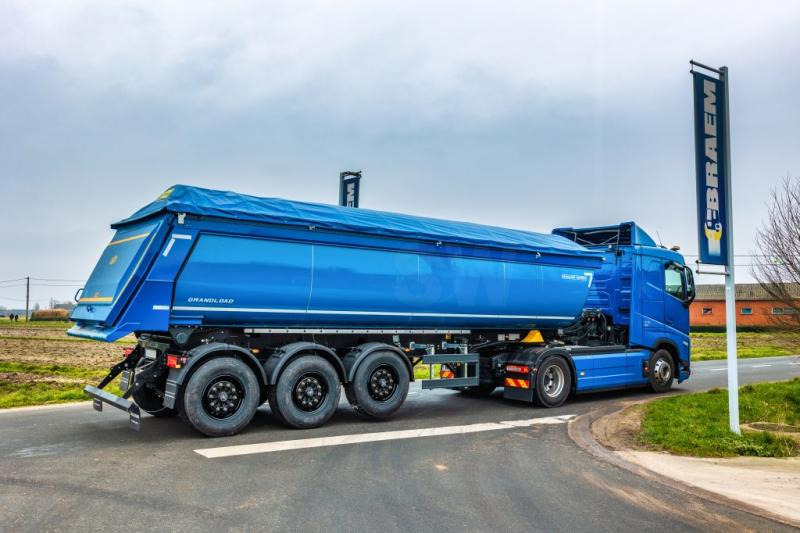 Meiller GEISOLEERD- 28M3-NIEUW ! - Félpótkocsi billenőplatós: 2 kép. Meiller GEISOLEERD- 28M3-NIEUW ! - Félpótkocsi billenőplatós: 2 kép.