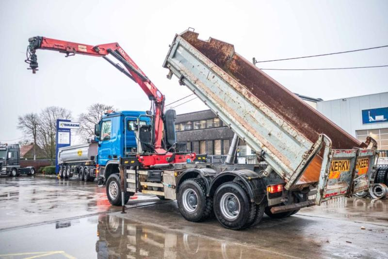 Mercedes ACTROS 3344 AK - HMF 1643 Z2 - Billenőplatós teherautó, Darus autó: 5 kép. Mercedes ACTROS 3344 AK - HMF 1643 Z2 - Billenőplatós teherautó, Darus autó: 5 kép.