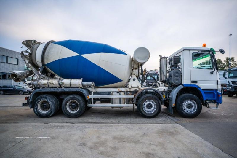 Mercedes ACTROS 4141 BB-MP2 + MIXER 9M3 - Betonmixer: 3 kép. Mercedes ACTROS 4141 BB-MP2 + MIXER 9M3 - Betonmixer: 3 kép.