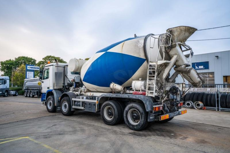 Mercedes ACTROS 4141 BB-MP2 + MIXER 9M3 - Betonmixer: 5 kép. Mercedes ACTROS 4141 BB-MP2 + MIXER 9M3 - Betonmixer: 5 kép.