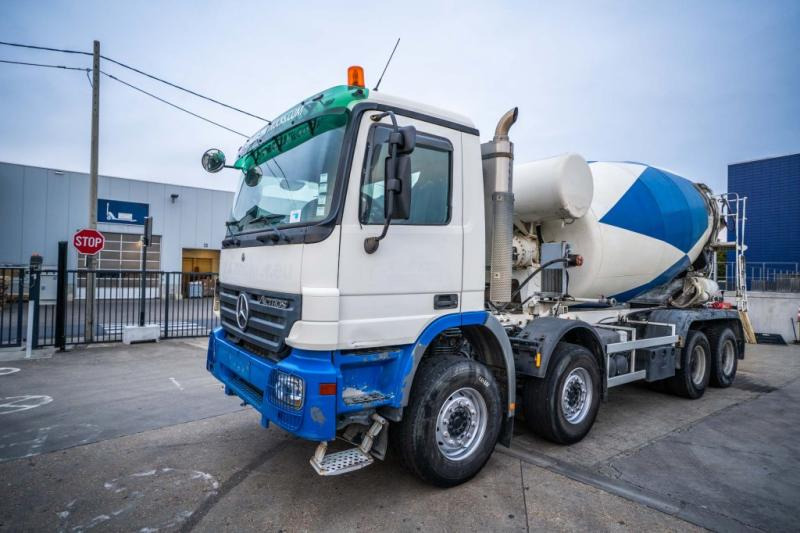 Mercedes ACTROS 4141 BB-MP2 + MIXER 9M3 - Betonmixer: 1 kép. Mercedes ACTROS 4141 BB-MP2 + MIXER 9M3 - Betonmixer: 1 kép.