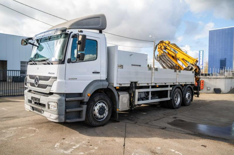 Mercedes AXOR 2529 L - EFFER 250/4S+JIB - Platós teherautó, Darus autó: 1 kép. Mercedes AXOR 2529 L - EFFER 250/4S+JIB - Platós teherautó, Darus autó: 1 kép.