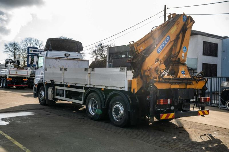 Mercedes AXOR 2529 L - EFFER 250/4S+JIB - Platós teherautó, Darus autó: 5 kép. Mercedes AXOR 2529 L - EFFER 250/4S+JIB - Platós teherautó, Darus autó: 5 kép.
