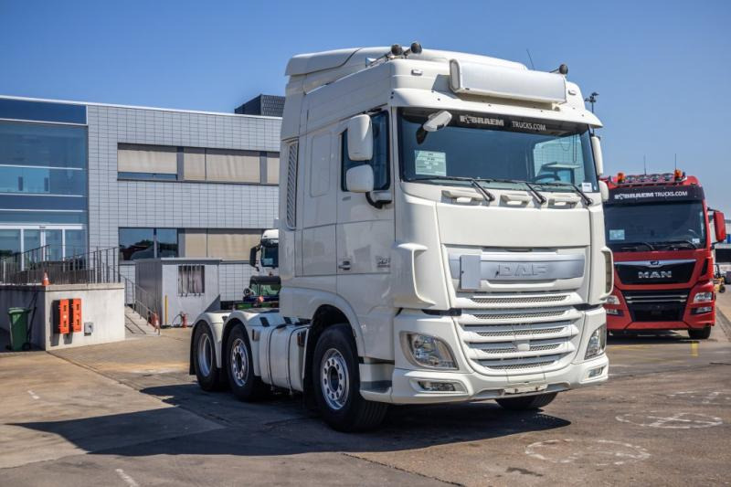 DAF XF 460-6X2-345.000 KM+ADR - Nyergesvontató: 2 kép. DAF XF 460-6X2-345.000 KM+ADR - Nyergesvontató: 2 kép.