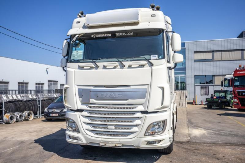 DAF XF 460-6X2-345.000 KM+ADR - Nyergesvontató: 5 kép. DAF XF 460-6X2-345.000 KM+ADR - Nyergesvontató: 5 kép.