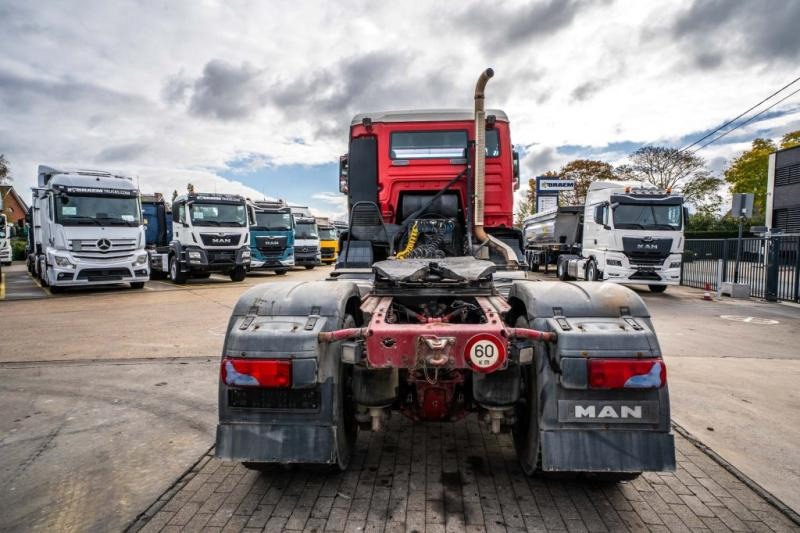 MAN TGS 18.440 BLS 4x4 (+cardan) - Nyergesvontató: 5 kép. MAN TGS 18.440 BLS 4x4 (+cardan) - Nyergesvontató: 5 kép.