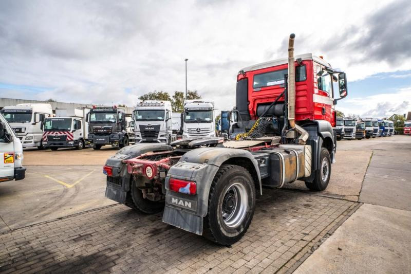 MAN TGS 18.440 BLS 4x4 (+cardan) - Nyergesvontató: 4 kép. MAN TGS 18.440 BLS 4x4 (+cardan) - Nyergesvontató: 4 kép.