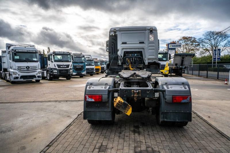 MAN TGS 18.480 BLS - 4X4 (Cardan) - Nyergesvontató: 5 kép. MAN TGS 18.480 BLS - 4X4 (Cardan) - Nyergesvontató: 5 kép.