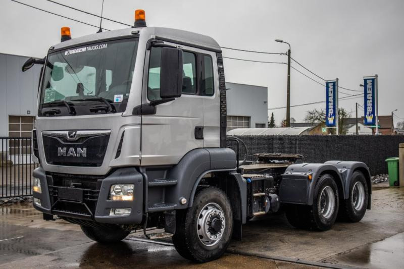 MAN TGS 26.470 6X6H +HYDR - Nyergesvontató: 1 kép. MAN TGS 26.470 6X6H +HYDR - Nyergesvontató: 1 kép.