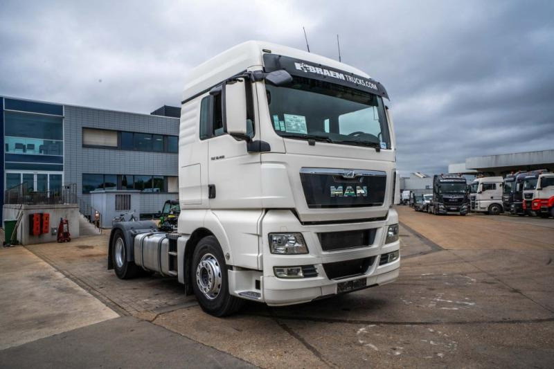 MAN TGX 18.400 XLX BLS - Nyergesvontató: 2 kép. MAN TGX 18.400 XLX BLS - Nyergesvontató: 2 kép.