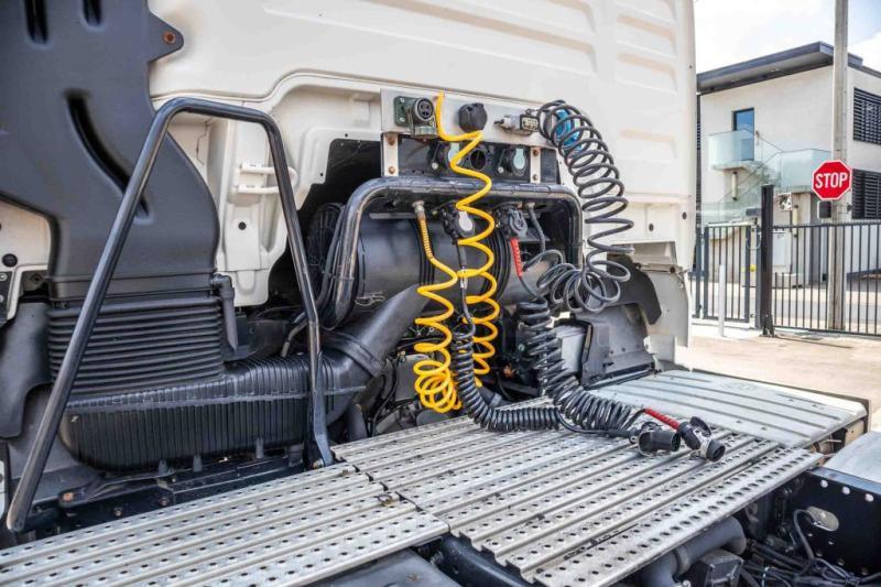 MAN TGX 18.460 XLX BLS+ INTARDER - Nyergesvontató: 5 kép. MAN TGX 18.460 XLX BLS+ INTARDER - Nyergesvontató: 5 kép.