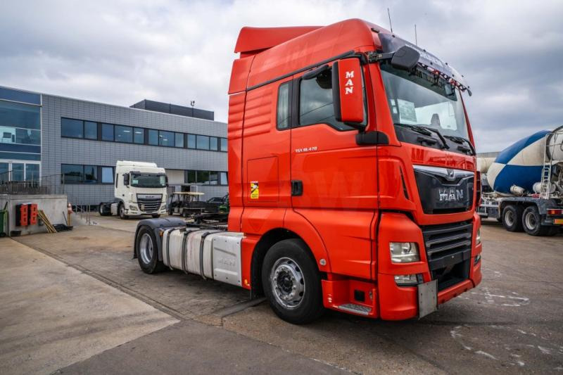 MAN TGX 18.470 XLX BLS - Nyergesvontató: 2 kép. MAN TGX 18.470 XLX BLS - Nyergesvontató: 2 kép.