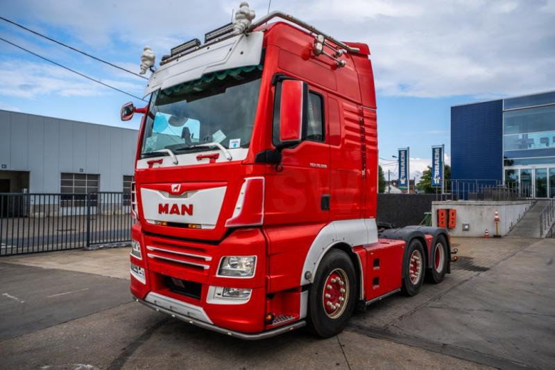 MAN TGX 26.500 XXL BLS - 6x2/4 - Nyergesvontató: 1 kép. MAN TGX 26.500 XXL BLS - 6x2/4 - Nyergesvontató: 1 kép.