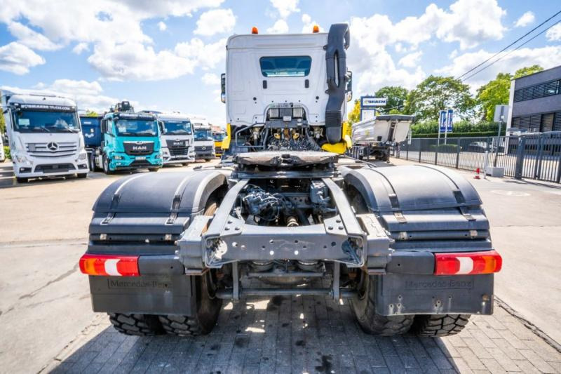 Mercedes AROCS 2045 AS (cardan) - Nyergesvontató: 5 kép. Mercedes AROCS 2045 AS (cardan) - Nyergesvontató: 5 kép.