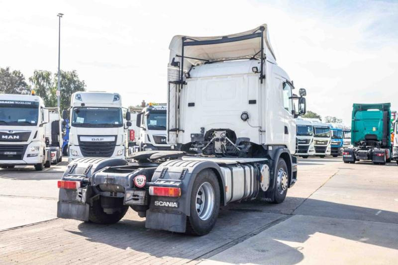 Scania G420 -EURO 5 + KIPHYDR. - Nyergesvontató: 3 kép. Scania G420 -EURO 5 + KIPHYDR. - Nyergesvontató: 3 kép.