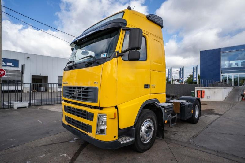 Volvo FH 400+E5+KIPHYDR. - Nyergesvontató: 1 kép. Volvo FH 400+E5+KIPHYDR. - Nyergesvontató: 1 kép.