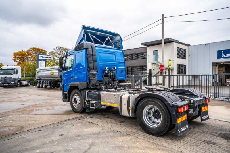 Volvo FM 430 - ADR - KIPHYDR. - Nyergesvontató: 5 kép. Volvo FM 430 - ADR - KIPHYDR. - Nyergesvontató: 5 kép.