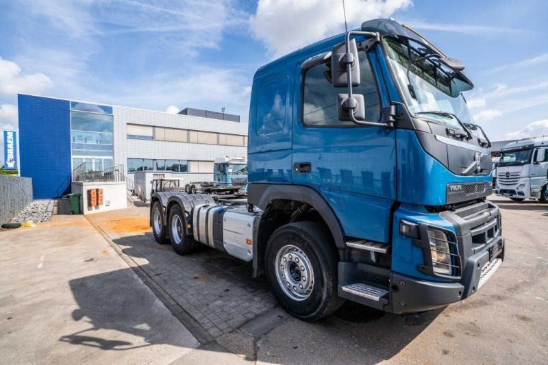 Volvo FMX 460-6x4 - Nyergesvontató: 2 kép. Volvo FMX 460-6x4 - Nyergesvontató: 2 kép.