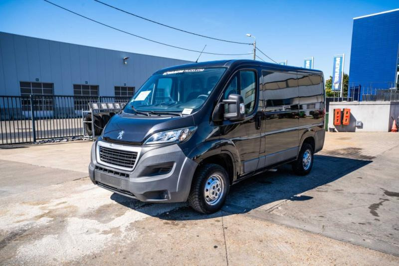 Peugeot BOXER 2.0 HDI - Kis furgon: 1 kép. Peugeot BOXER 2.0 HDI - Kis furgon: 1 kép.