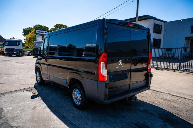Peugeot BOXER 2.0 HDI - Kis furgon: 5 kép. Peugeot BOXER 2.0 HDI - Kis furgon: 5 kép.