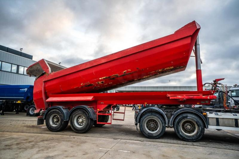 ROBUSTE-KAISER S3302G37+ HYRD. DEUR - Félpótkocsi billenőplatós: 3 kép. ROBUSTE-KAISER S3302G37+ HYRD. DEUR - Félpótkocsi billenőplatós: 3 kép.