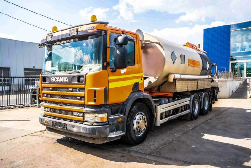 Scania SCANIA 124G420-6x4/BITUMEN/ASFALT - Tartályos teherautó: 1 kép. Scania SCANIA 124G420-6x4/BITUMEN/ASFALT - Tartályos teherautó: 1 kép.