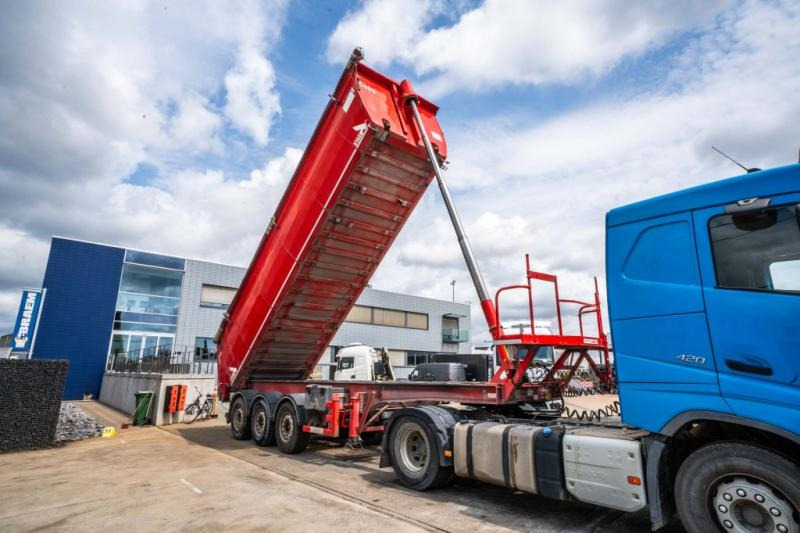 Stas S300XC -C1B-ALU - Félpótkocsi billenőplatós: 2 kép. Stas S300XC -C1B-ALU - Félpótkocsi billenőplatós: 2 kép.