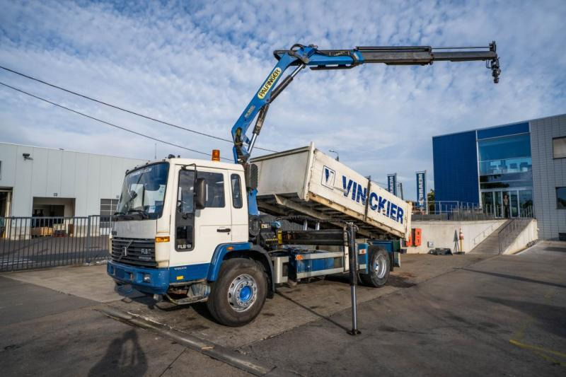 Volvo FL 619 - PK 9501 - Billenőplatós teherautó, Darus autó: 1 kép. Volvo FL 619 - PK 9501 - Billenőplatós teherautó, Darus autó: 1 kép.