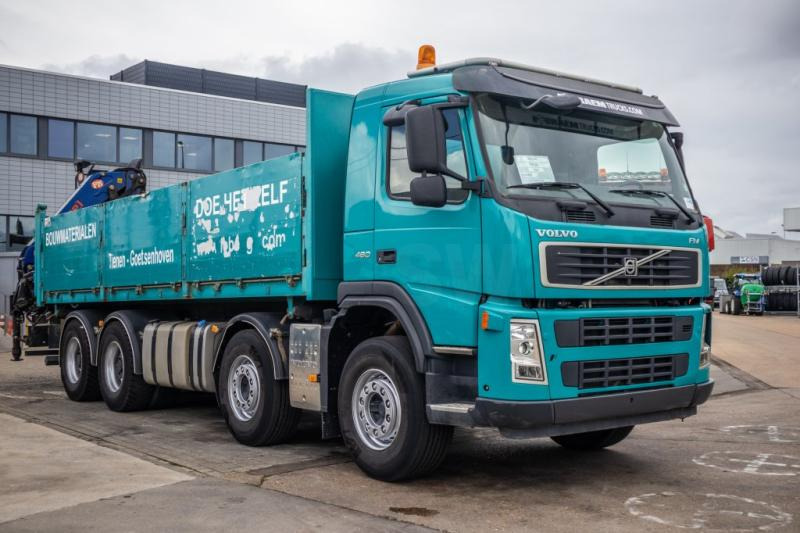 Volvo FM 460 - 126 453 KM - PM 22024 SP - Platós teherautó, Darus autó: 2 kép. Volvo FM 460 - 126 453 KM - PM 22024 SP - Platós teherautó, Darus autó: 2 kép.
