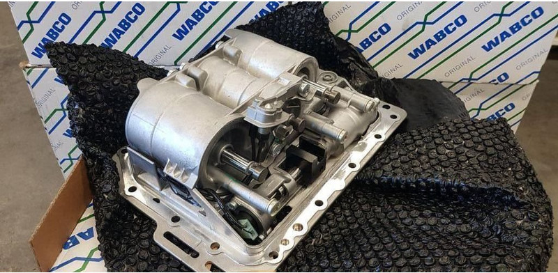 DAF AS Tronic GS3 Unit - Sebességváltó - Teherautó: 1 kép. DAF AS Tronic GS3 Unit - Sebességváltó - Teherautó: 1 kép.
