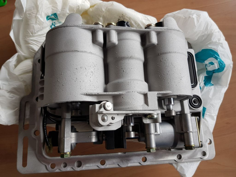 DAF AS Tronic GS3 Unit - Sebességváltó - Teherautó: 4 kép. DAF AS Tronic GS3 Unit - Sebességváltó - Teherautó: 4 kép.