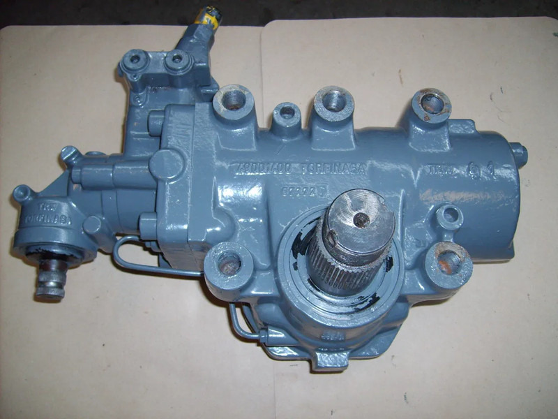 Ginaf Ruil stuurhuizen GINAF / DAF - Kormánymű: 2 kép. Ginaf Ruil stuurhuizen GINAF / DAF - Kormánymű: 2 kép.