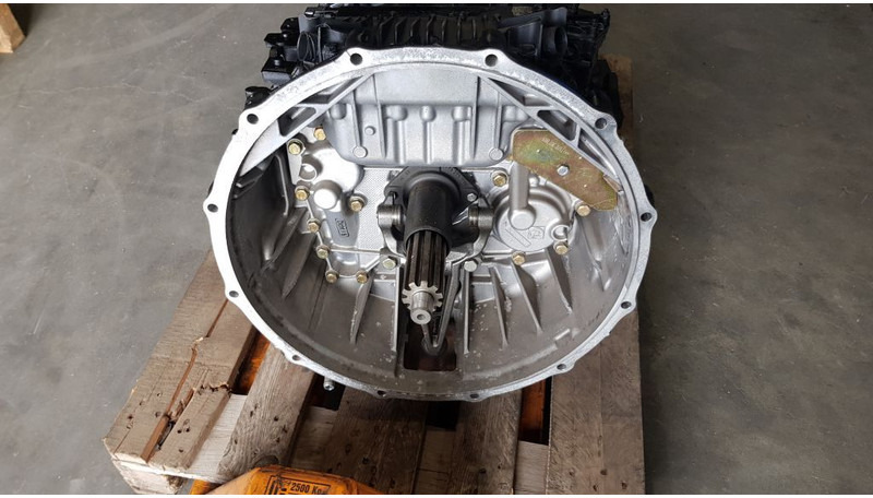 Ginaf ZF 16AS2630TO - Sebességváltó - Teherautó: 3 kép. Ginaf ZF 16AS2630TO - Sebességváltó - Teherautó: 3 kép.