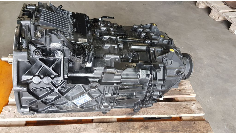 Ginaf ZF 16AS2630TO - Sebességváltó - Teherautó: 1 kép. Ginaf ZF 16AS2630TO - Sebességváltó - Teherautó: 1 kép.