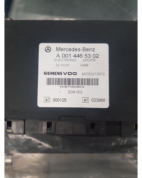 Mercedes-Benz A0014465702 / A0044465302 - ECU - Teherautó: 1 kép. Mercedes-Benz A0014465702 / A0044465302 - ECU - Teherautó: 1 kép.
