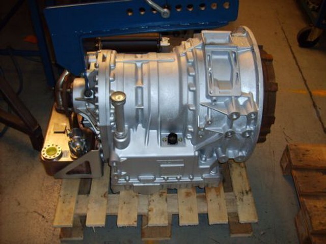 Evobus ZF 5HP502C, ZF 5HP592C, ZF 6HP602C - Sebességváltó - Busz: 1 kép. Evobus ZF 5HP502C, ZF 5HP592C, ZF 6HP602C - Sebességváltó - Busz: 1 kép.