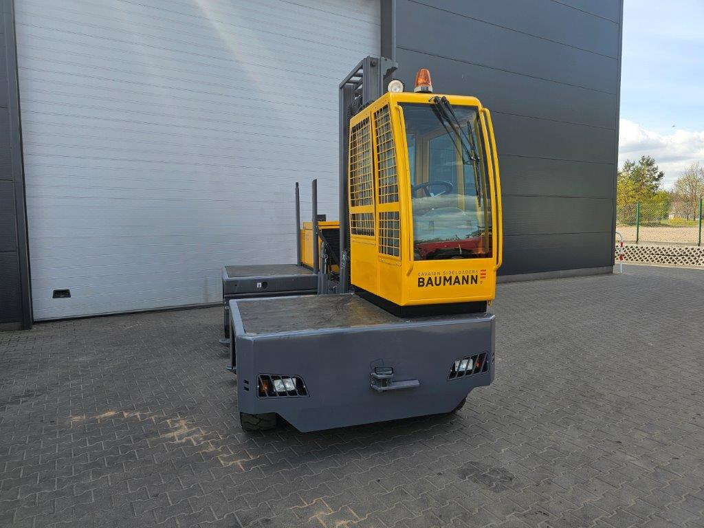 Baumann GS60/12/50ST - Teleskopgabeln - Oldalrakodó targoncá: 4 kép. Baumann GS60/12/50ST - Teleskopgabeln - Oldalrakodó targoncá: 4 kép.