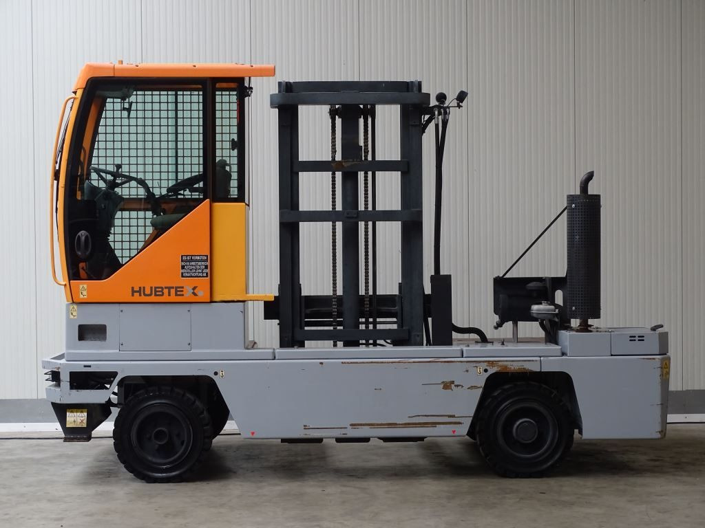 Hubtex S50G - 652 MTH - GAS - Oldalrakodó targoncá: 5 kép. Hubtex S50G - 652 MTH - GAS - Oldalrakodó targoncá: 5 kép.
