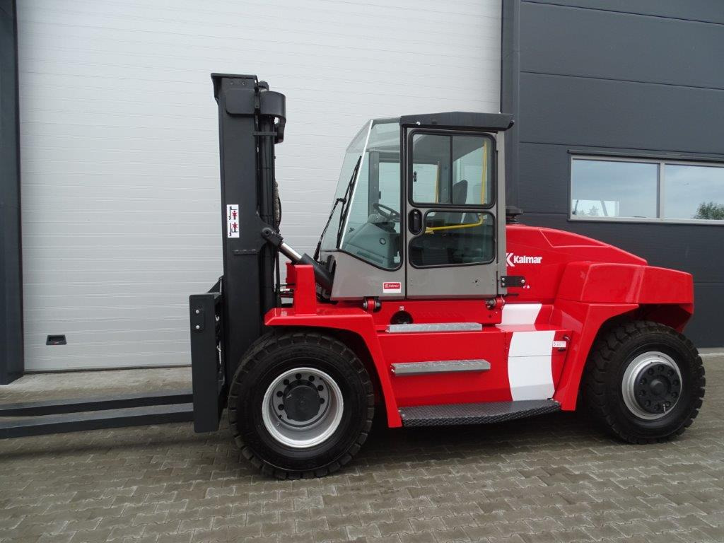 Kalmar DCE120-6 - Vollfreihub - Dízel targonca: 1 kép. Kalmar DCE120-6 - Vollfreihub - Dízel targonca: 1 kép.