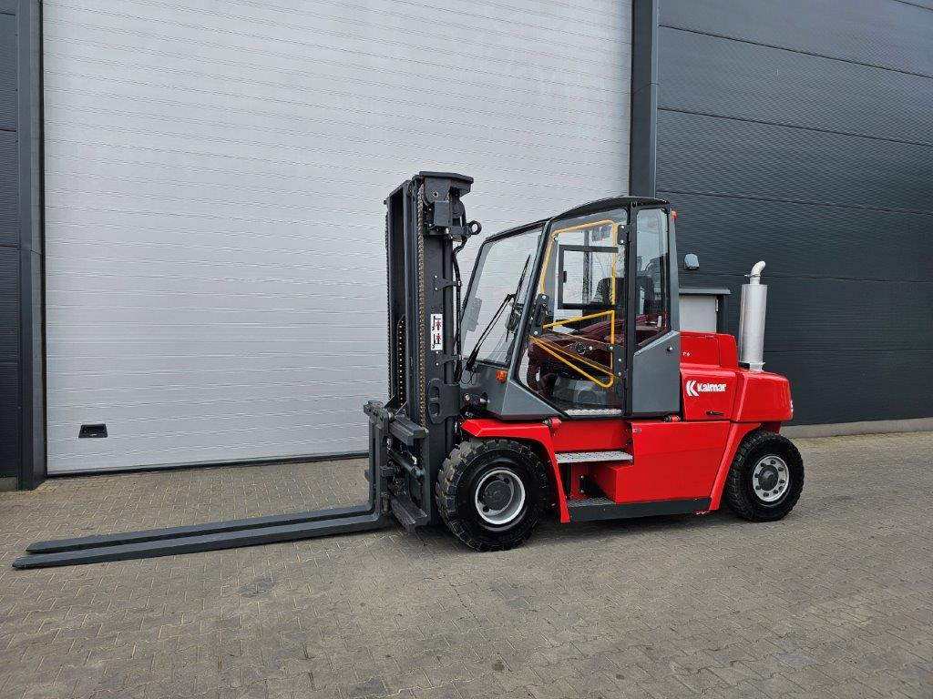 Kalmar DCE60-6 - TRIPLEX - Dízel targonca: 1 kép. Kalmar DCE60-6 - TRIPLEX - Dízel targonca: 1 kép.
