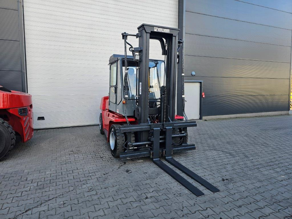 Kalmar DCF80-6 - Dízel targonca: 4 kép. Kalmar DCF80-6 - Dízel targonca: 4 kép.