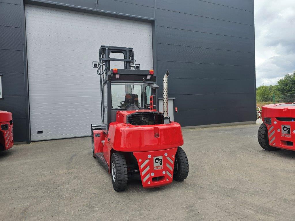 Kalmar DCF80-9 - Dízel targonca: 5 kép. Kalmar DCF80-9 - Dízel targonca: 5 kép.