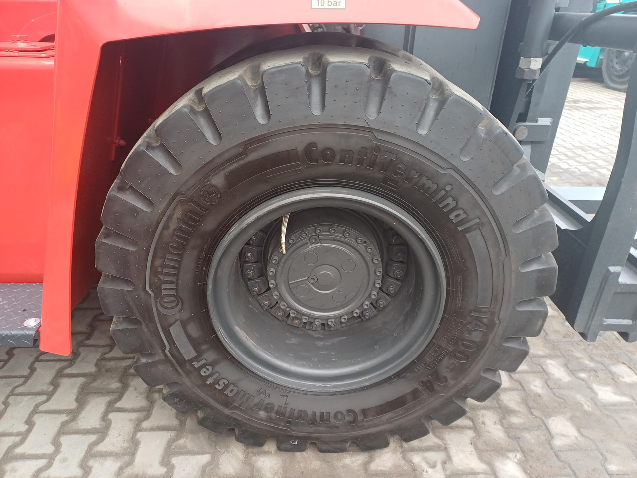 Kalmar DCG250-12LB - Dízel targonca: 2 kép. Kalmar DCG250-12LB - Dízel targonca: 2 kép.