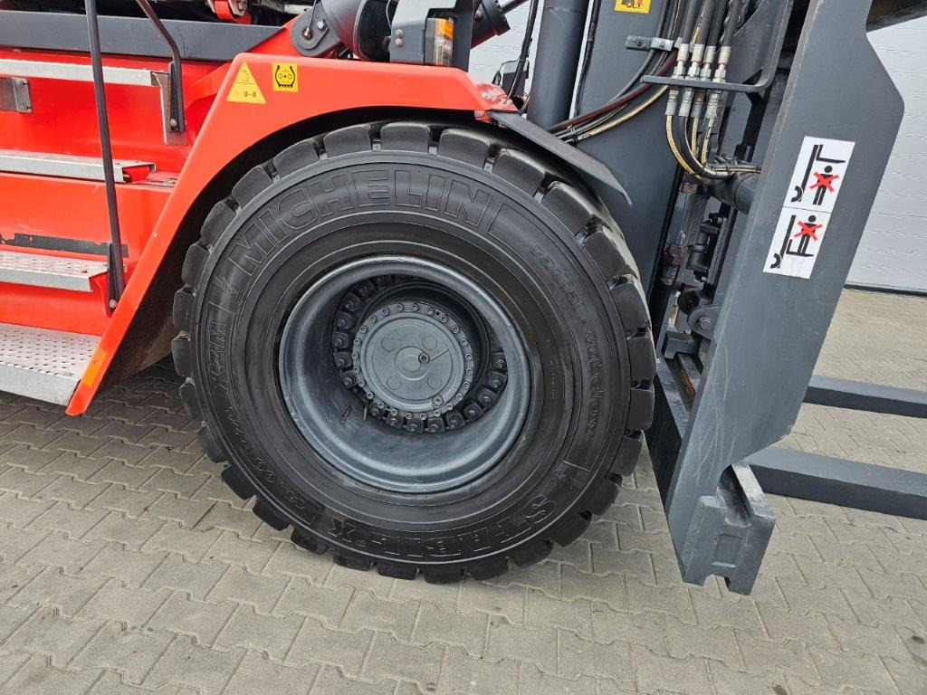 Dízel targonca Konecranes SMV 20-1200B - NEU MOTOR UND GETRIEBE: 10 kép.