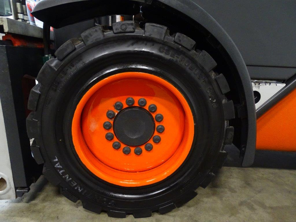 Linde H30D - TRIPLEX - Dízel targonca: 2 kép. Linde H30D - TRIPLEX - Dízel targonca: 2 kép.