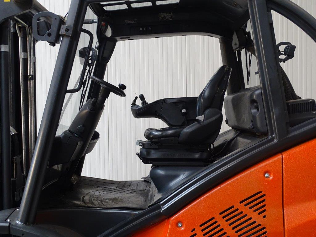 Dízel targonca Linde H50D-02 -Container-Indoor-Stapler -TRIPLEX: 7 kép. Dízel targonca Linde H50D-02 -Container-Indoor-Stapler -TRIPLEX: 7 kép.