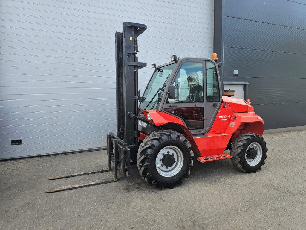 Terepjáró képességű targoncá Manitou M30-4 ST3B - TRIPLEX: 1 kép.