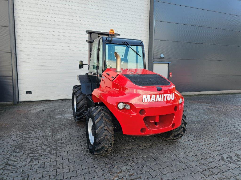 Manitou M50-4D - TRIPLEX- 4x4 - Terepjáró képességű targoncá: 5 kép. Manitou M50-4D - TRIPLEX- 4x4 - Terepjáró képességű targoncá: 5 kép.