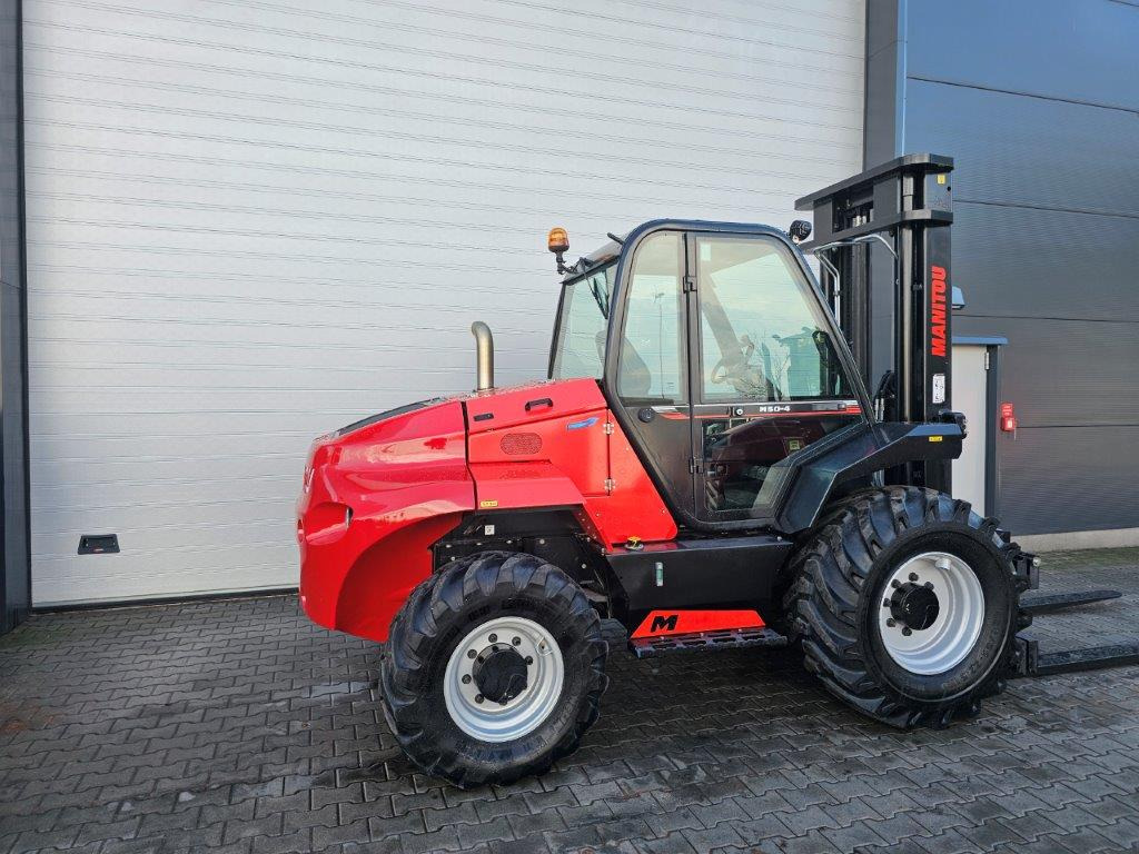 Manitou M50-4D - TRIPLEX- 4x4 - Terepjáró képességű targoncá: 3 kép. Manitou M50-4D - TRIPLEX- 4x4 - Terepjáró képességű targoncá: 3 kép.