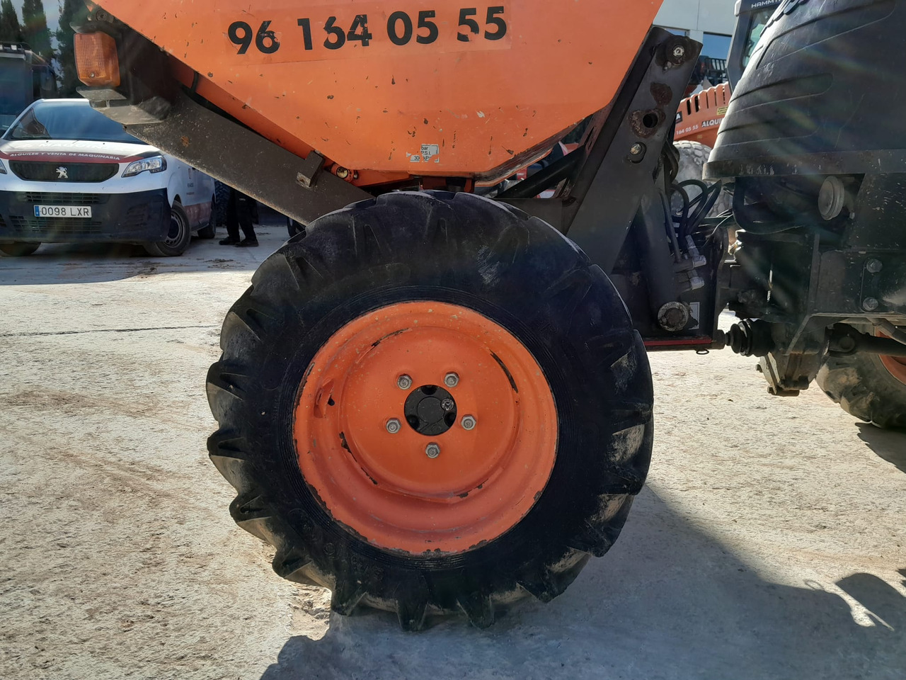 AUSA D150AHA lízing AUSA D150AHA: 10 kép.